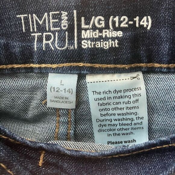 Gap Sweater w/ Tried & True Jeans / both in EUC - Picture 12 of 12